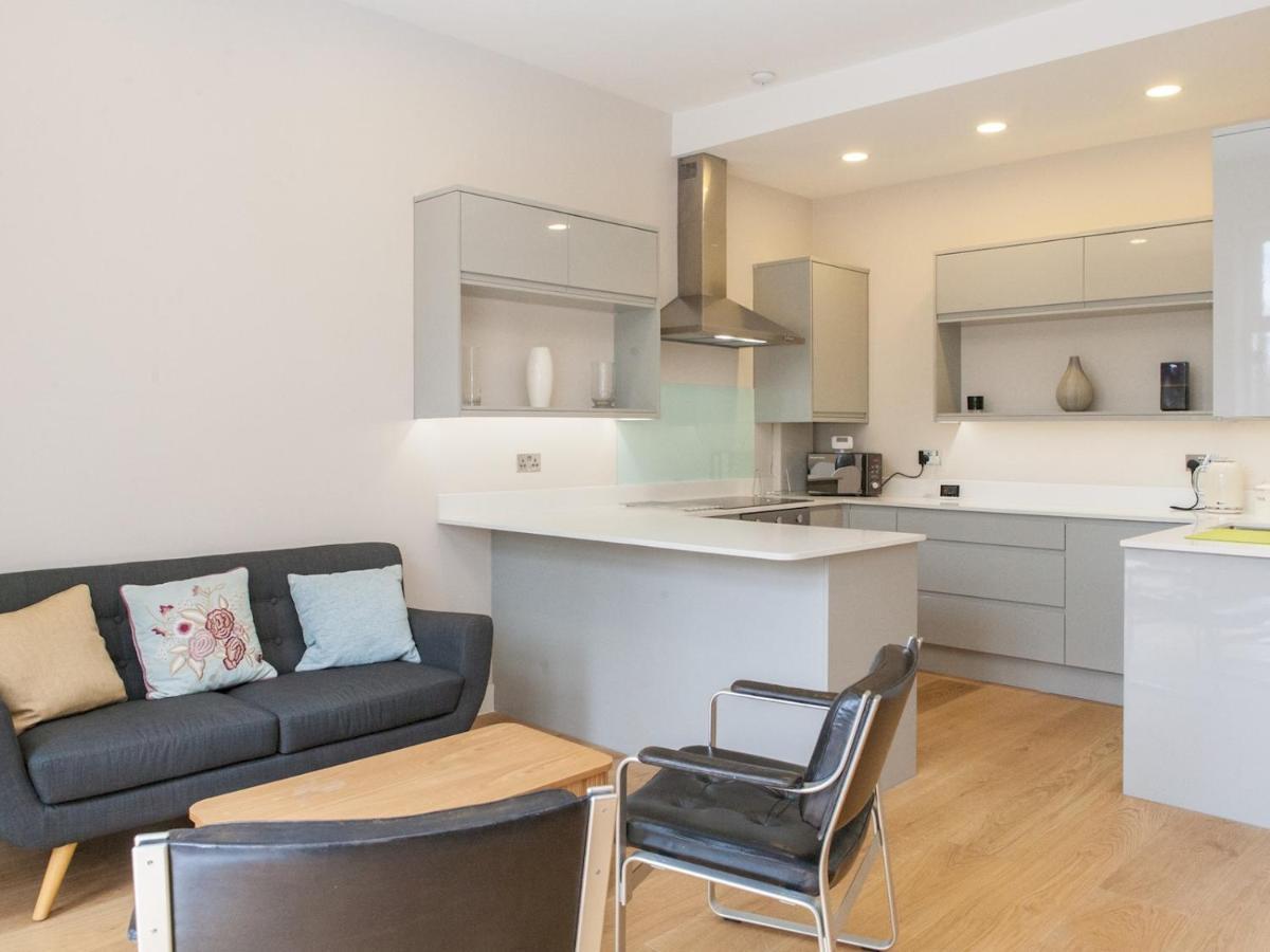 Pass The Keys - Spacious Flat With Private Sun Terrace In South East Londres Extérieur photo