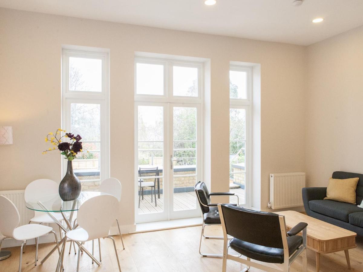 Pass The Keys - Spacious Flat With Private Sun Terrace In South East Londres Extérieur photo
