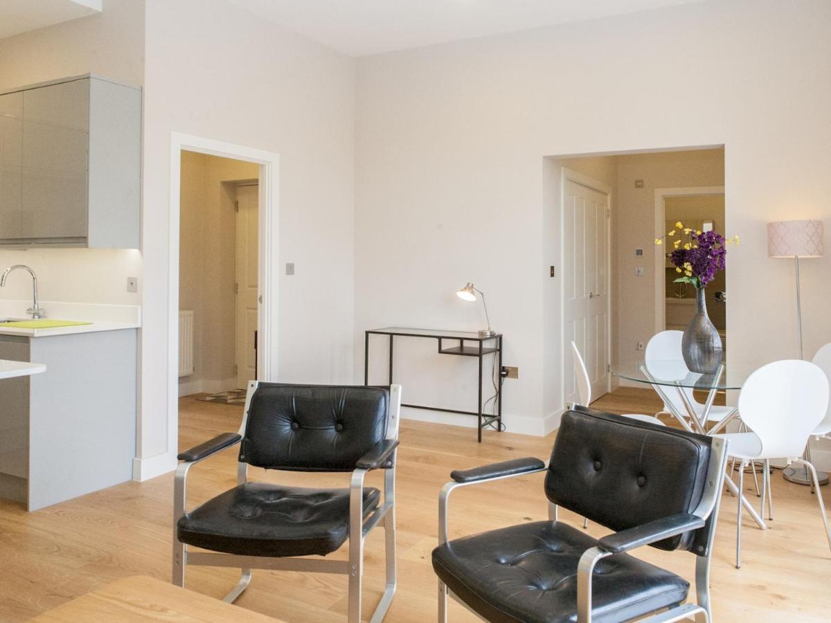Pass The Keys - Spacious Flat With Private Sun Terrace In South East Londres Extérieur photo