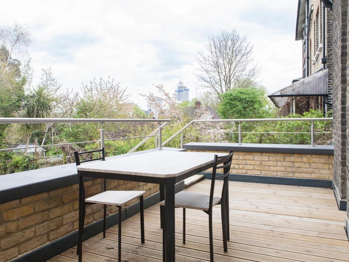 Pass The Keys - Spacious Flat With Private Sun Terrace In South East Londres Extérieur photo