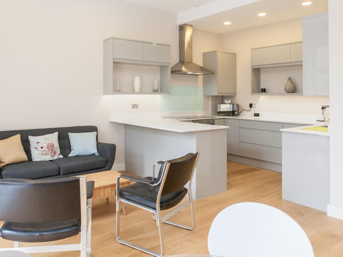 Pass The Keys - Spacious Flat With Private Sun Terrace In South East Londres Extérieur photo
